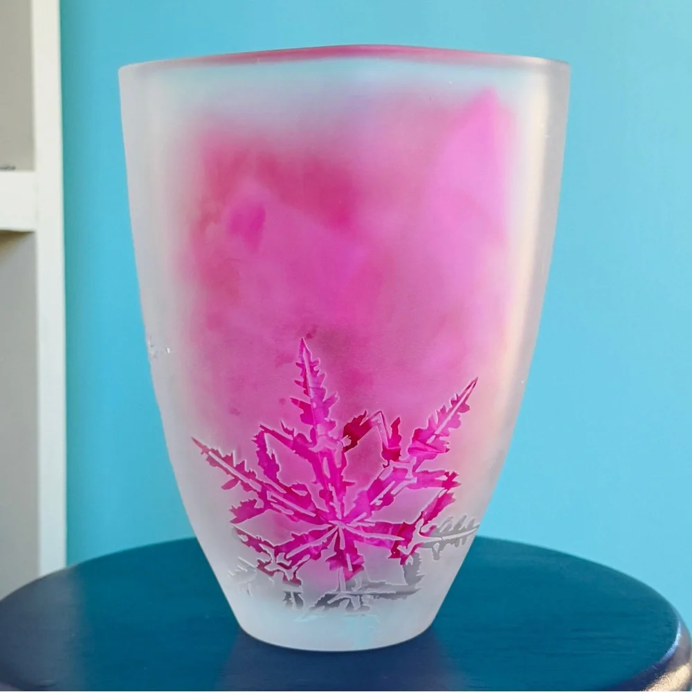 Vintage Villeroy & Boch Snowflake Wintertime Ice Crystal Vase